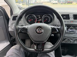 Volkswagen Polo 1.2 TSI Comfortline Connected Series picture 27