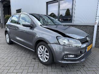 Volkswagen Polo 1.2 TSI Comfortline Connected Series picture 2