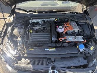 Volkswagen Golf 1.4 eHybrid GTE picture 36