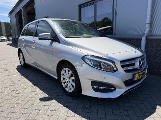 Auto incidentate Mercedes B-klasse 180 d Ambition 2016/7