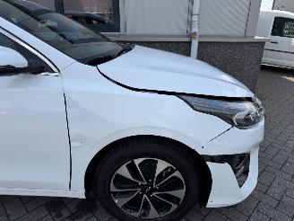 Kia Ceed 1.6 GDI PHEV DynamicLine Plug-in Sportswagon picture 14