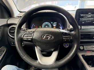 krockskadad bil auto Hyundai Kona EV Premium 64kWh 2020/11