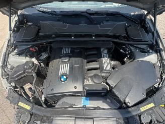 BMW 3-serie 330i High Executive Coupe picture 18