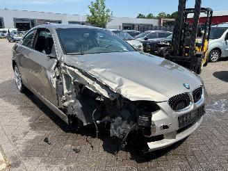 BMW 3-serie 330i High Executive Coupe picture 10