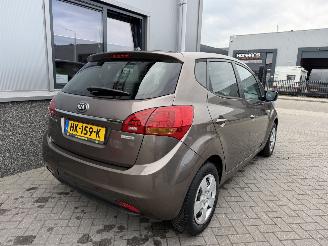 Kia Venga 1.6 CVVT DynamicLine picture 4