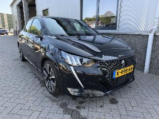 Peugeot 208 1.2 PureTech GT picture 9