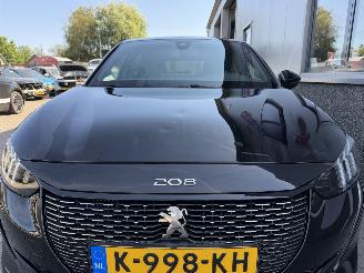 Peugeot 208 1.2 PureTech GT picture 12