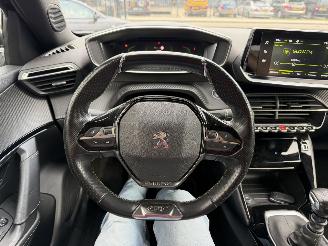 Peugeot 2008 1.2 PureTech GT-Line picture 22