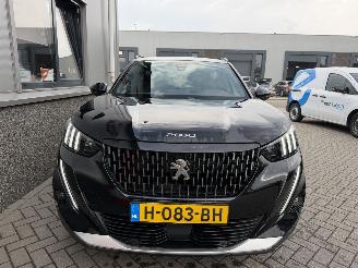 Peugeot 2008 1.2 PureTech GT-Line picture 14
