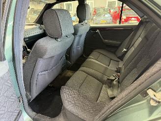 Mercedes C-klasse 200 Sport picture 21