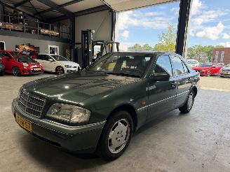 Mercedes C-klasse 200 Sport picture 10