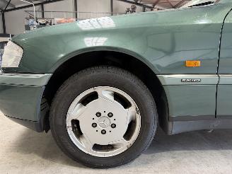 Mercedes C-klasse 200 Sport picture 34