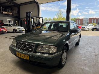 Mercedes C-klasse 200 Sport picture 9