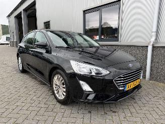 Unfallwagen Ford Focus 1.0 EcoBoost Titanium Business 2019/4