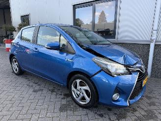 Toyota Yaris 1.5 Hybrid Lease Automaat picture 2