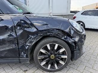 Mini Electric MINI Yours 33 kWh picture 32