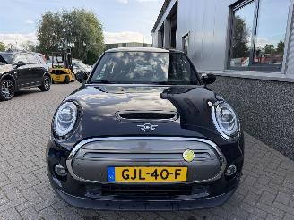 Mini Electric MINI Yours 33 kWh picture 28