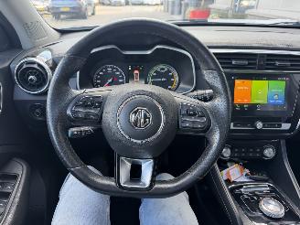 MG ZS EV Luxury 45 kWh picture 21