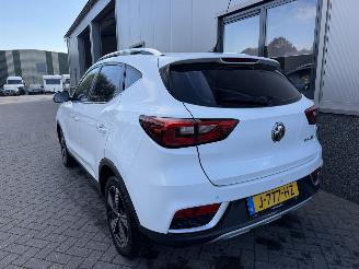 MG ZS EV Luxury 45 kWh picture 34