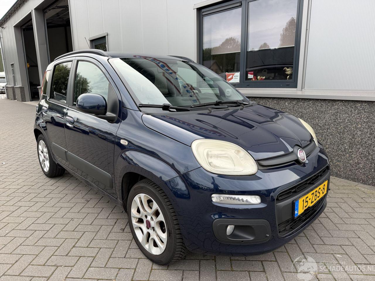 Fiat Panda 0.9 TwinAir Lounge Automaat.