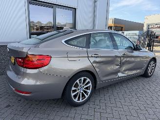 BMW 3-serie GT 320i xDrive Luxury picture 7