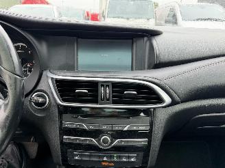 Infiniti Q30 2.2d Premium Tech Automaat PH-899-H. picture 36