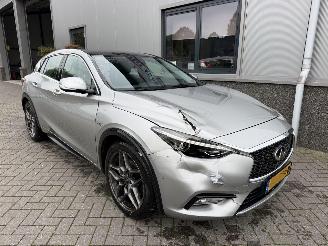 Avarii autoturisme Infiniti Q30 2.2d Premium Tech Automaat PH-899-H. 2016/4