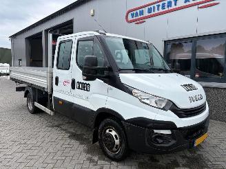 skadebil bedrijf Iveco Daily 35C12D 2.3 375 DC Pick-up Kipper V-278-JK. 2017/9