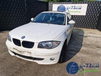 Sloopauto BMW 1-serie 1 serie (E87/87N), Hatchback 5-drs, 2003 / 2012 116i 1.6 16V 2006/1