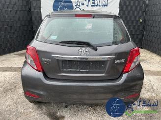 Toyota Yaris Yaris III (P13), Hatchback, 2010 / 2020 1.0 12V VVT-i picture 2
