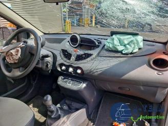 Renault Twingo Twingo II (CN), Hatchback 3-drs, 2007 / 2014 1.2 16V picture 12