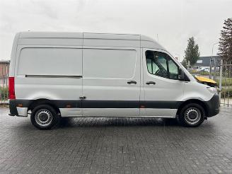 Mercedes Sprinter 314 2.2 CDI L2H2 DC picture 19