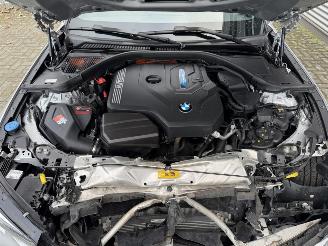 BMW 3-serie 330e High Executive picture 9