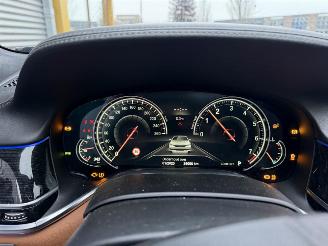 BMW 7-serie 750Li xDrive picture 17