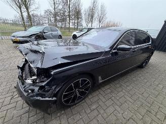 BMW 7-serie 750Li xDrive picture 6