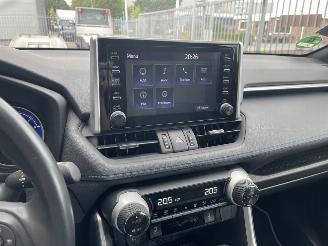 Toyota Rav-4 2.5 Hybrid Bi-Tone picture 14