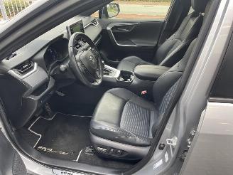 Toyota Rav-4 2.5 Hybrid Bi-Tone picture 19