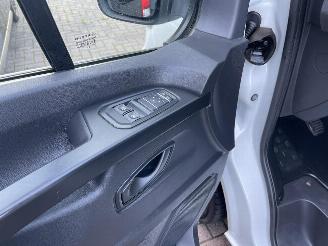 Renault Trafic 2.0 dCi 130 T29 L2H1 DC Comfort picture 18