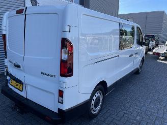 Renault Trafic 2.0 dCi 130 T29 L2H1 DC Comfort picture 3