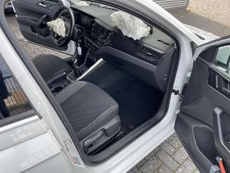 Volkswagen Polo 1.0 TSI Life picture 19