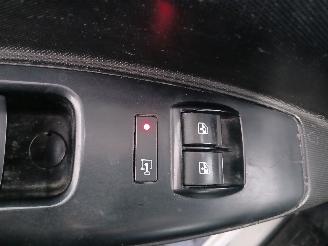 Opel Combo Combo Van 1.3 CDTI 16V (330.A.1000) [70kW]  (03-2016/12-2018) picture 11