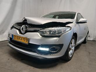 Voiture accidenté Renault Mégane Megane III Berline (BZ) Hatchback 5-drs 1.5 dCi 110 (K9K-636(K9K-A6)) =
[81kW]  (02-2009/02-2016) 2014/8