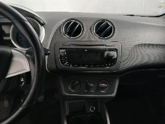 Seat Ibiza Ibiza IV (6J5) Hatchback 5-drs 1.2 TDI Ecomotive (CFWA) [55kW]  (06-20=
10/05-2015) picture 18