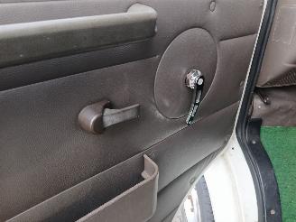 Peugeot J5 J5 (280L) Chassis-Cabine 2.5D (CRD93) [54kW]  (09-1981/09-1990) picture 14