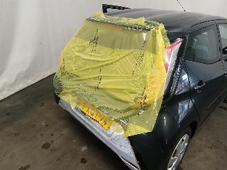Toyota Aygo Aygo (B40) Hatchback 1.0 12V VVT-i (1KR-FE) [51kW]  (05-2014/06-2018) picture 24