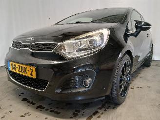Auto incidentate Kia Rio Rio III (UB) Hatchback 1.2 CVVT 16V (G4LA5) [63kW]  (09-2011/12-2017) 2012/10
