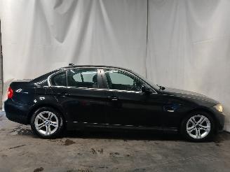 BMW 3-serie 3 serie (E90) Sedan 318i 16V (N43-B20A) [105kW]  (09-2007/10-2011) picture 7