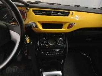 Citroën DS3 DS3 (SA) Hatchback 1.6 e-HDi (DV6DTED(9HP)) [68kW]  (11-2009/07-2015) picture 17