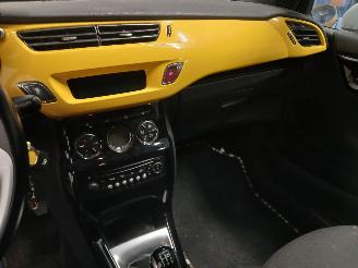 Citroën DS3 DS3 (SA) Hatchback 1.6 e-HDi (DV6DTED(9HP)) [68kW]  (11-2009/07-2015) picture 16