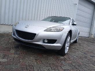 uszkodzony samochody osobowe Mazda RX-8 RX-8 (SE17) Coupé 1.3 Renesis (13B-MSP) [141kW]  (10-2003/06-2012) 2004/4
